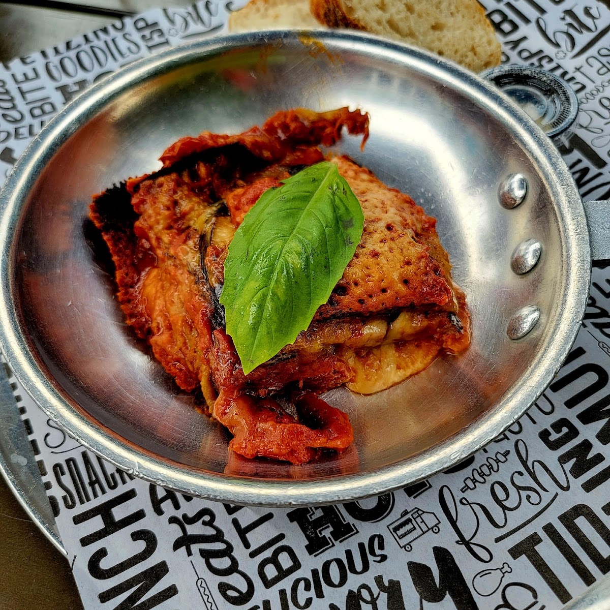 Pummarola Midtown 'pizza Napoletana'-8